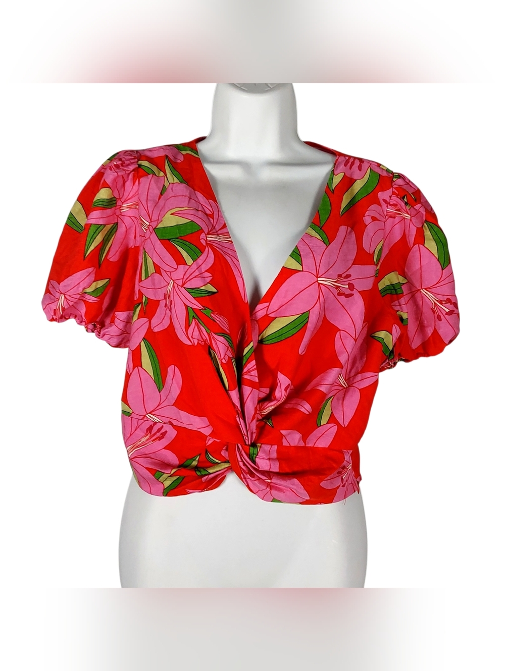 LULUMARI Twist Cropped Blouse